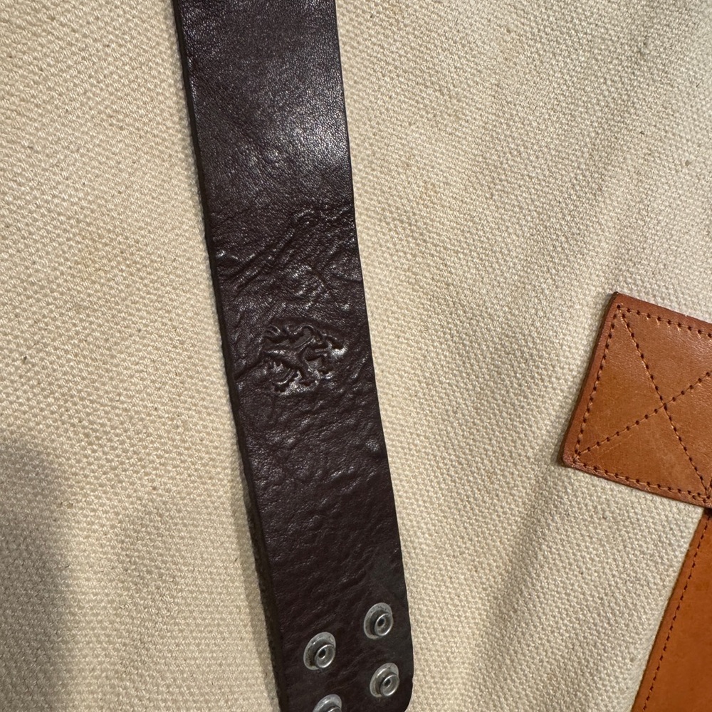 GORGEOUS Brown Leather Embossed bracelet